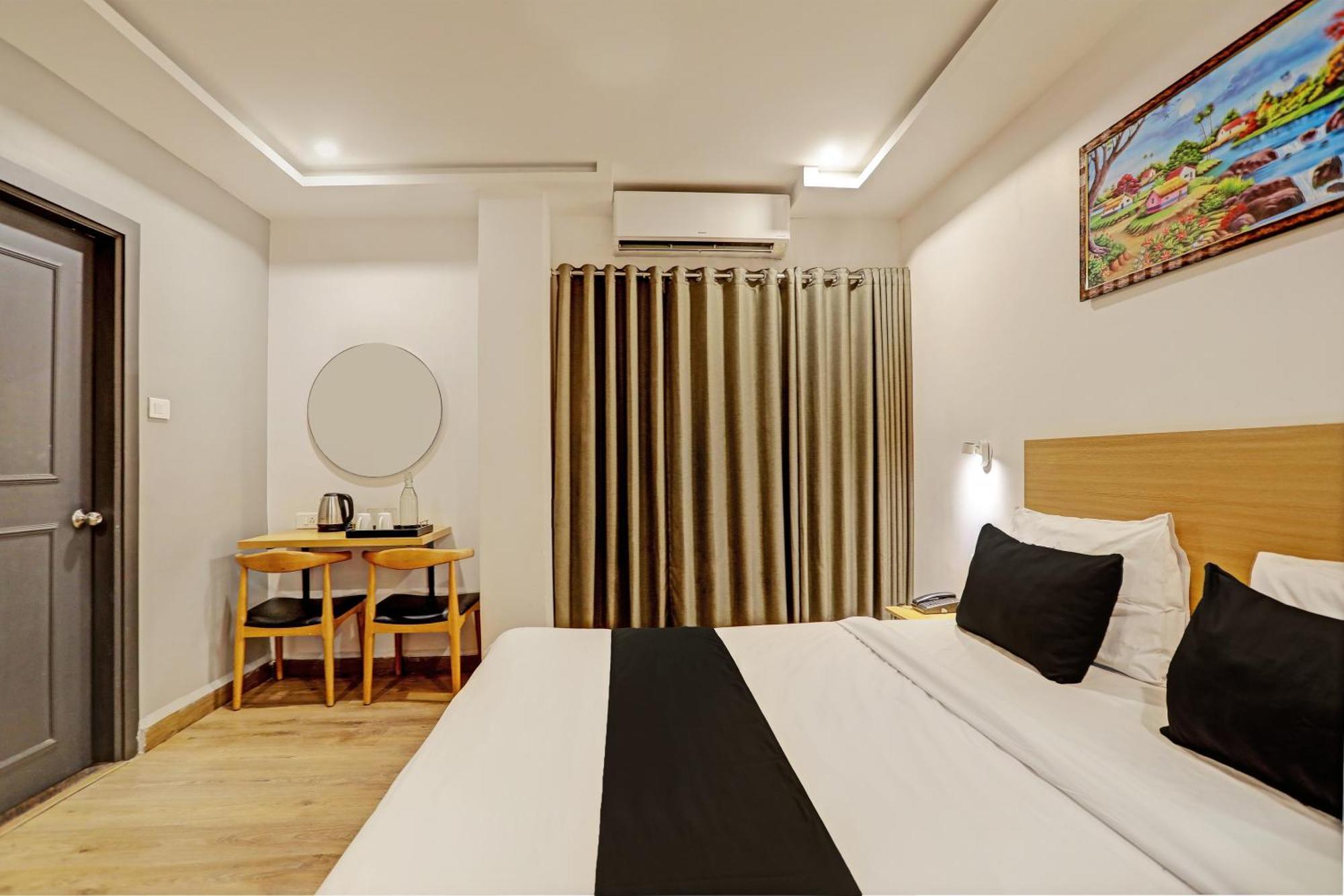 Super Townhouse Swain Heritage Bhubaneswar Esterno foto
