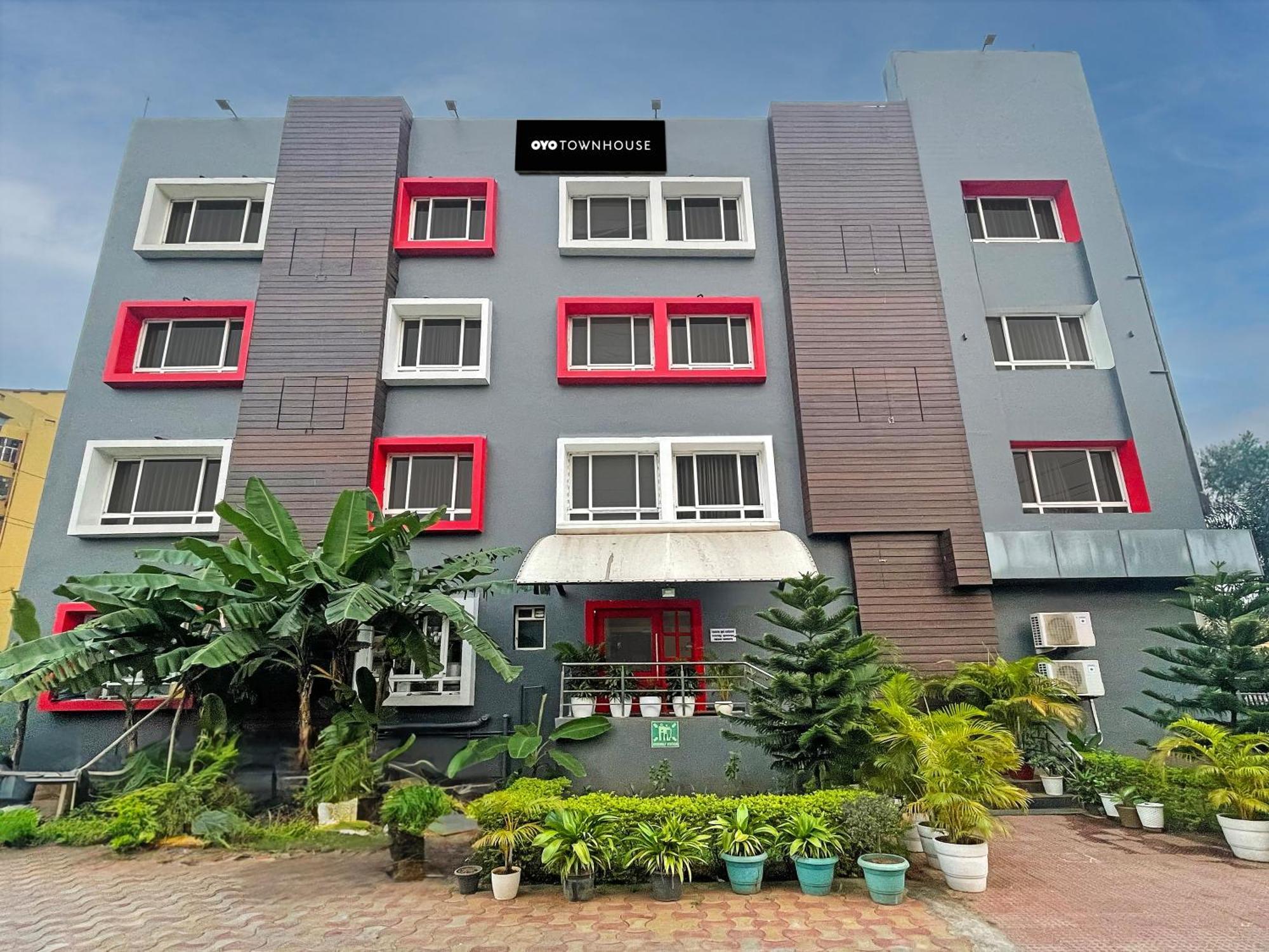 Super Townhouse Swain Heritage Bhubaneswar Esterno foto